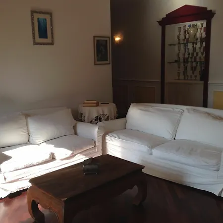 With 2 Bedrooms In La Spezia, With Wonderful View, Balc